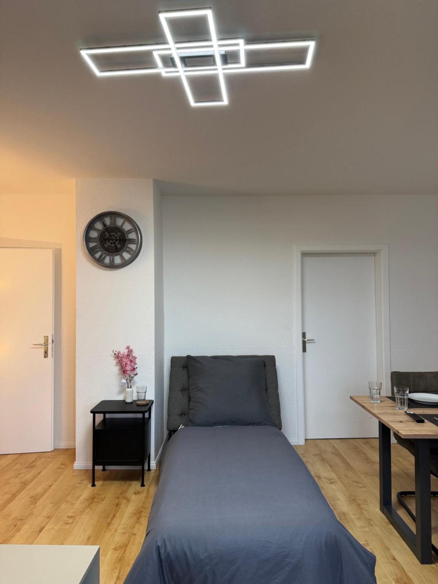 Grosse Wohnung In Schwerin Mitte エクステリア 写真